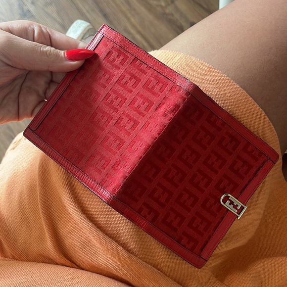 Vintage Red Fendi Wallet - Picture 11 of 11